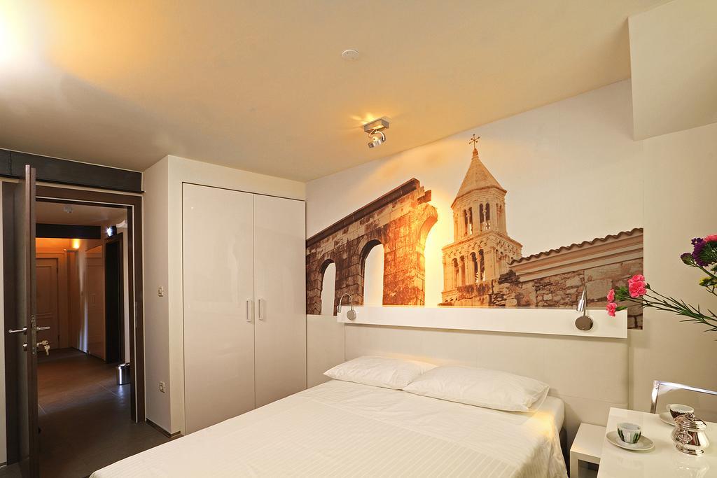 سبليت La Porta Luxury Rooms الغرفة الصورة